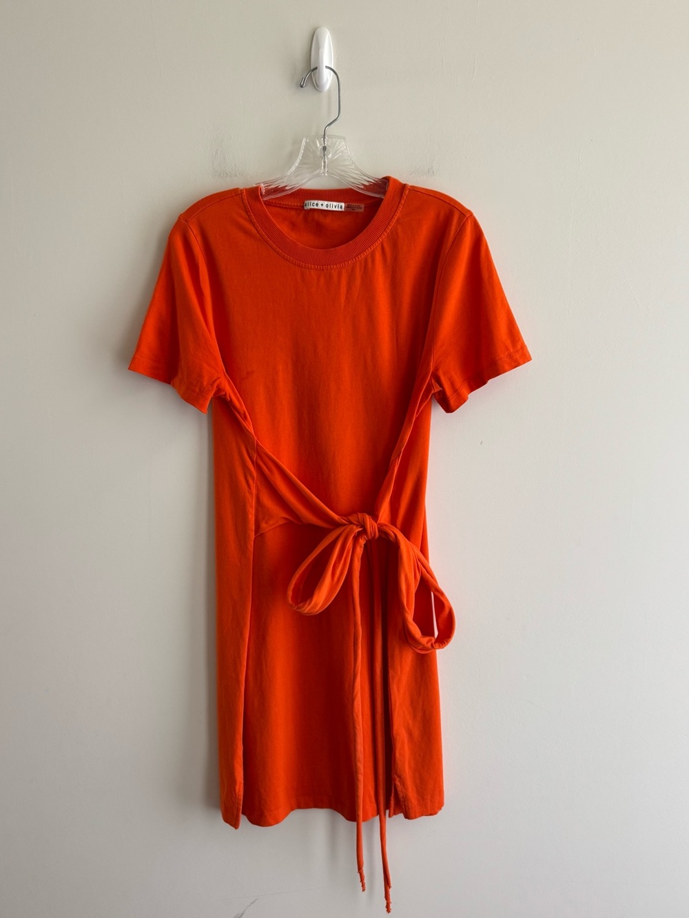 Alice + Olivia Evie Tie Waist T-Shirt Dress - Picture 4 of 10